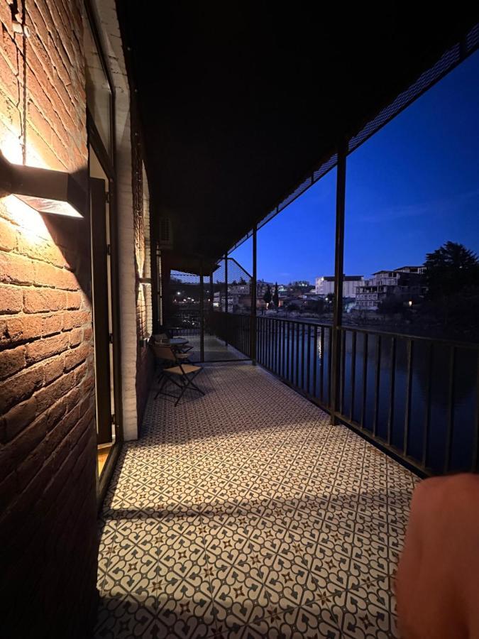 Apartment Riverside Kutaisi Exterior foto