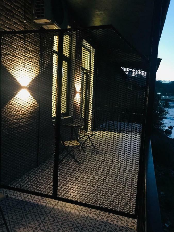 Apartment Riverside Kutaisi Exterior foto
